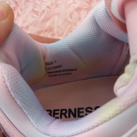 SOLD! YRU Pastel platform sneakers! Brand New in box w dust bags! Sz 7.5 - Picture 6 of 13